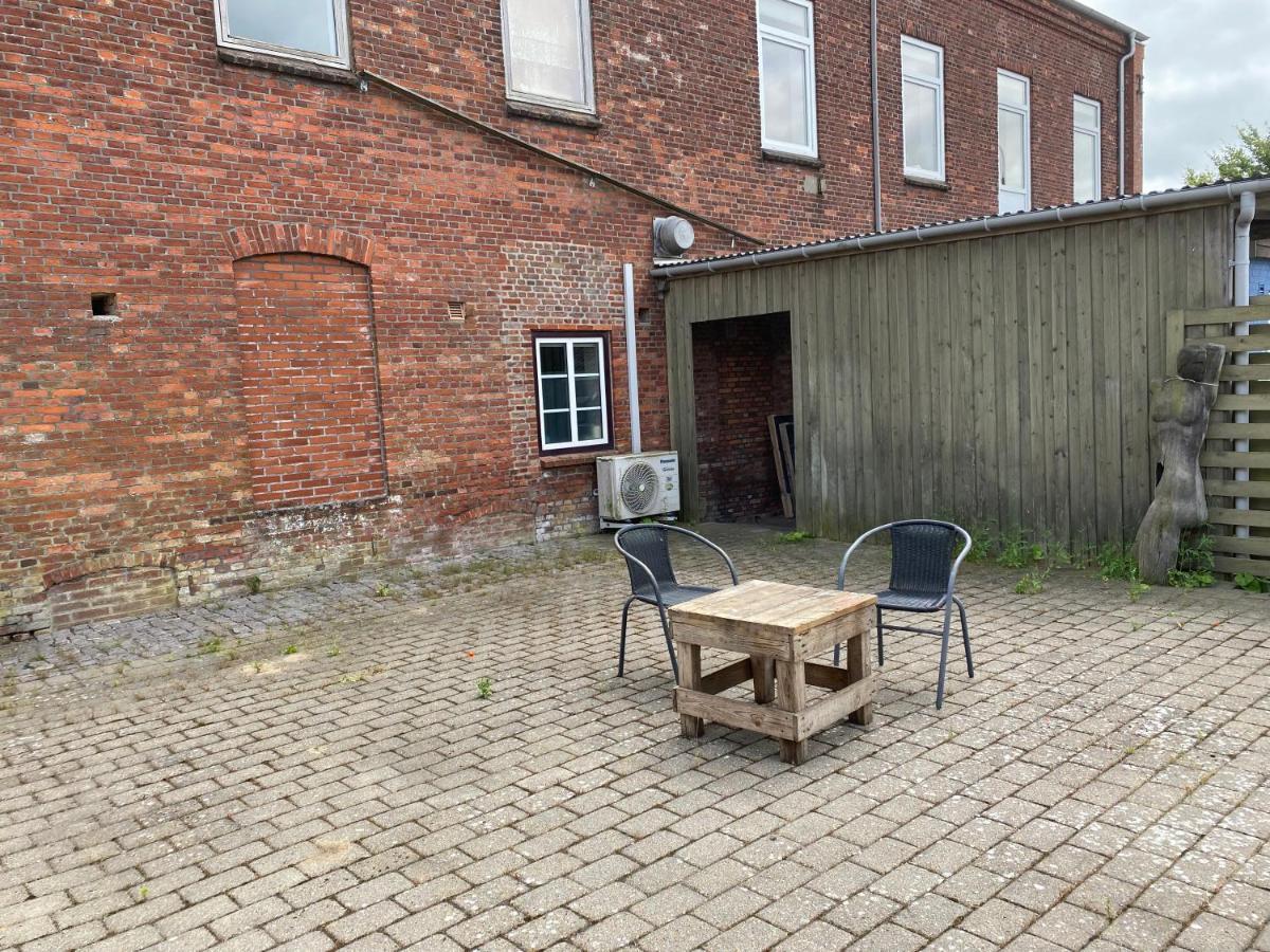 N1 Apartment In The Heart Of Højer 外观 照片